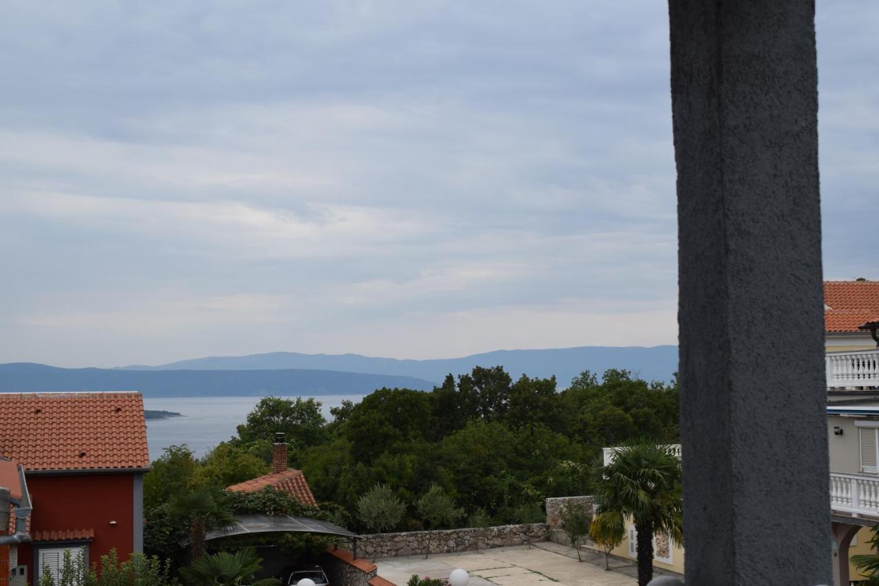 Apartments Malinska-Kajkić Bagian luar foto