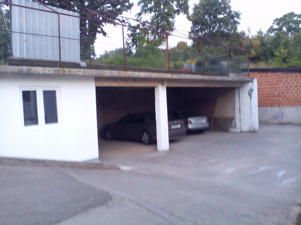 Apartments Malinska-Kajkić Ruang foto